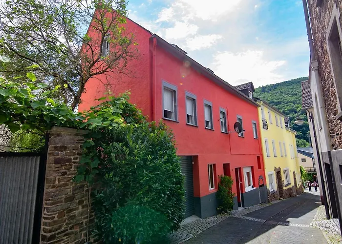 Apartment Mit Kleinem Innenhof Im Erdgeschoss Fuer Bis Zu 4 Personen